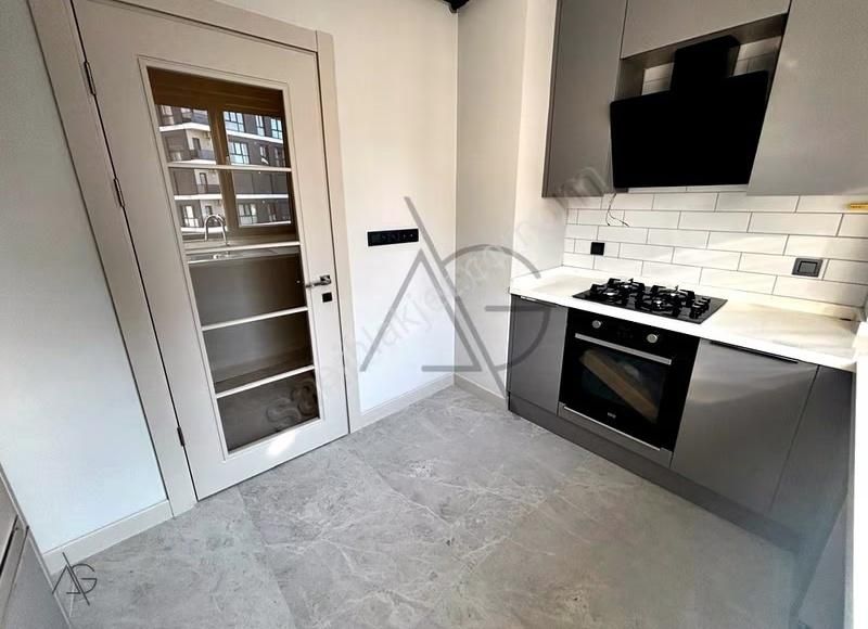 Atölyeden Özgürlük Parkına Marmaray'a Çok Yakın 130m2 3+1 Sıfır - Görsel 20