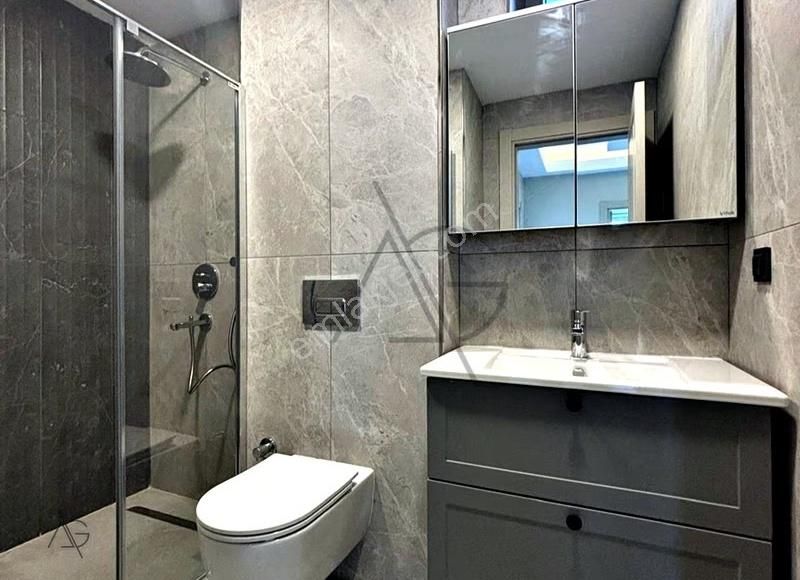 Atölyeden Özgürlük Parkına Marmaray'a Çok Yakın 130m2 3+1 Sıfır - Görsel 5