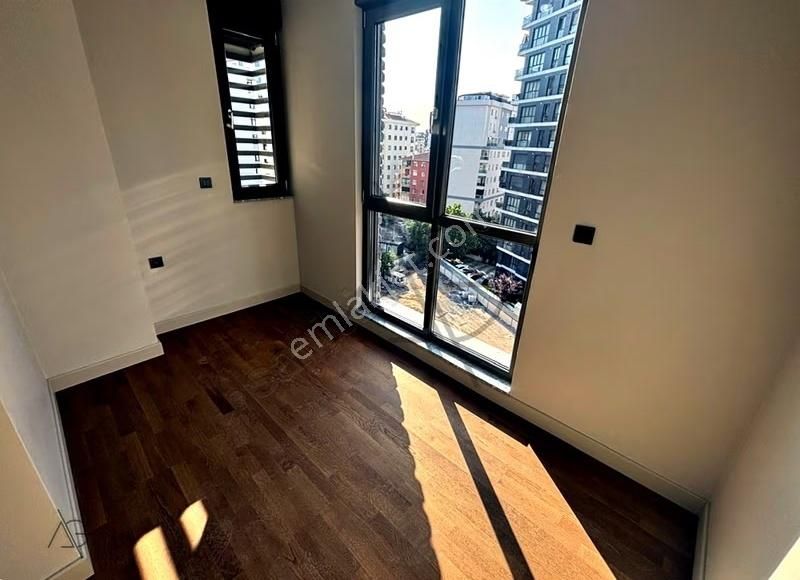 Atölyeden Özgürlük Parkına Marmaray'a Çok Yakın 130m2 3+1 Sıfır - Görsel 33