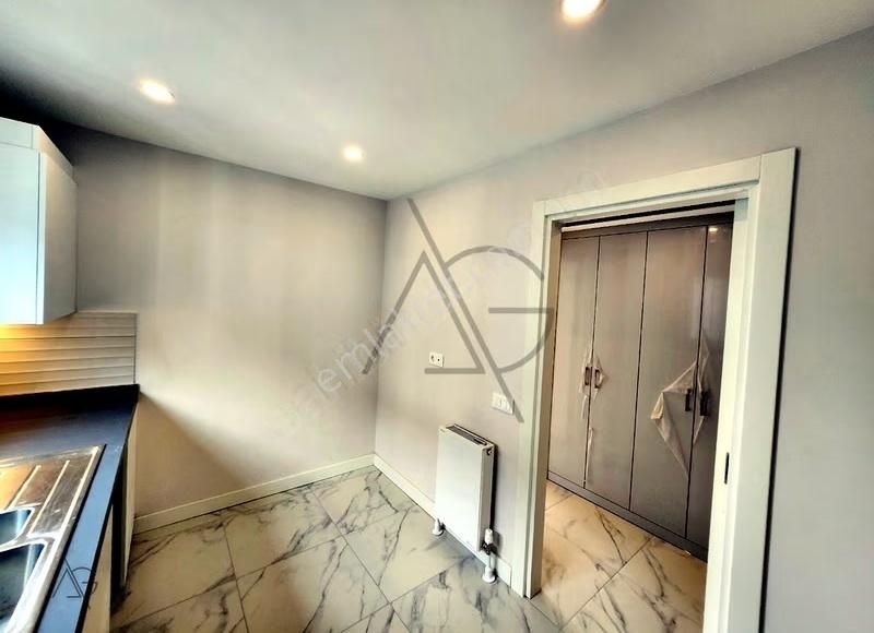 Caddebostan Bağdat Cd. 1.paralelde Balkonlu 95m² 3+1 Satılık Boş - Görsel 13