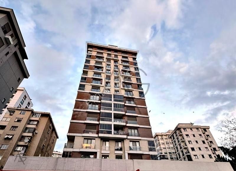 Atölye'densuadiye'de 80m² Net 2+1 Daire Balkonlu Ebeveyn Banyolu