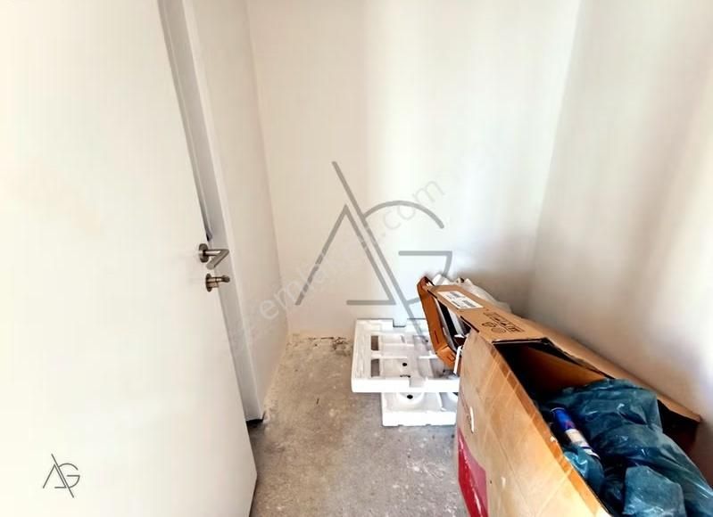 Sahrayıcedit Metroya Yakın 80 M² Kombili Sıfır 2+1 Boş Daire - Görsel 19