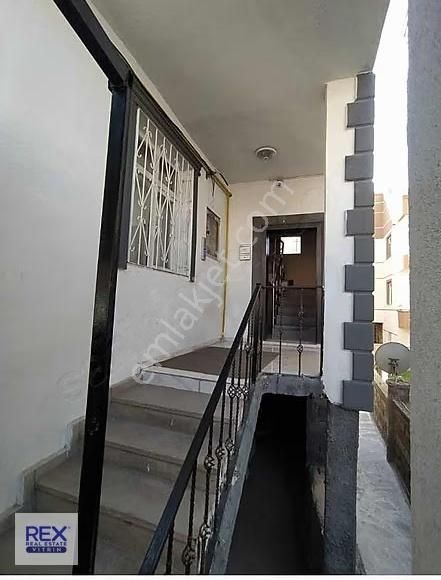 Satılık 4 Katlı Betonarme Bina 3 Senelik - Görsel 4