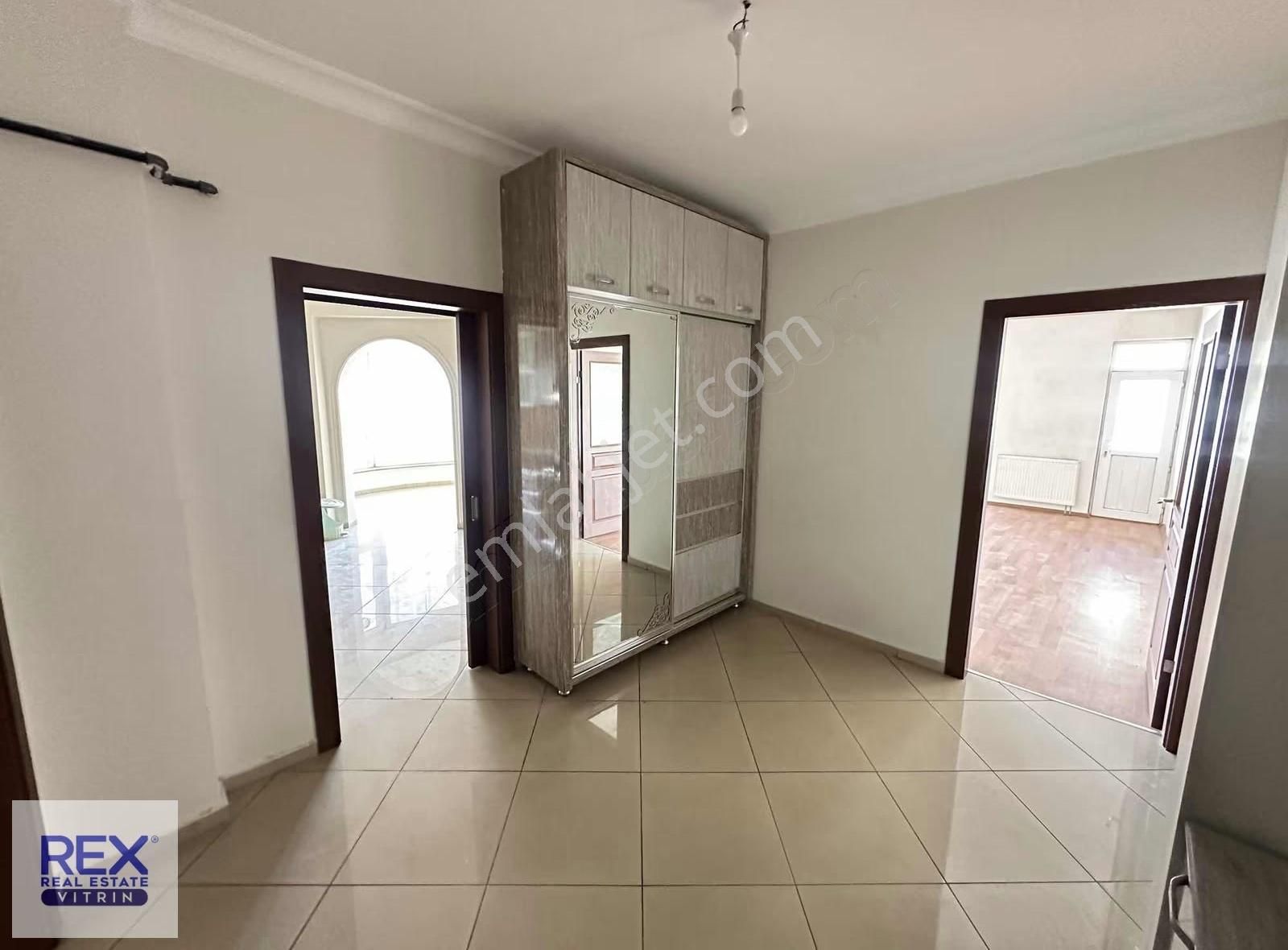 Yıldırım Beyazıtta Merkezi Konum 4.5+1 200 M² - Görsel 13