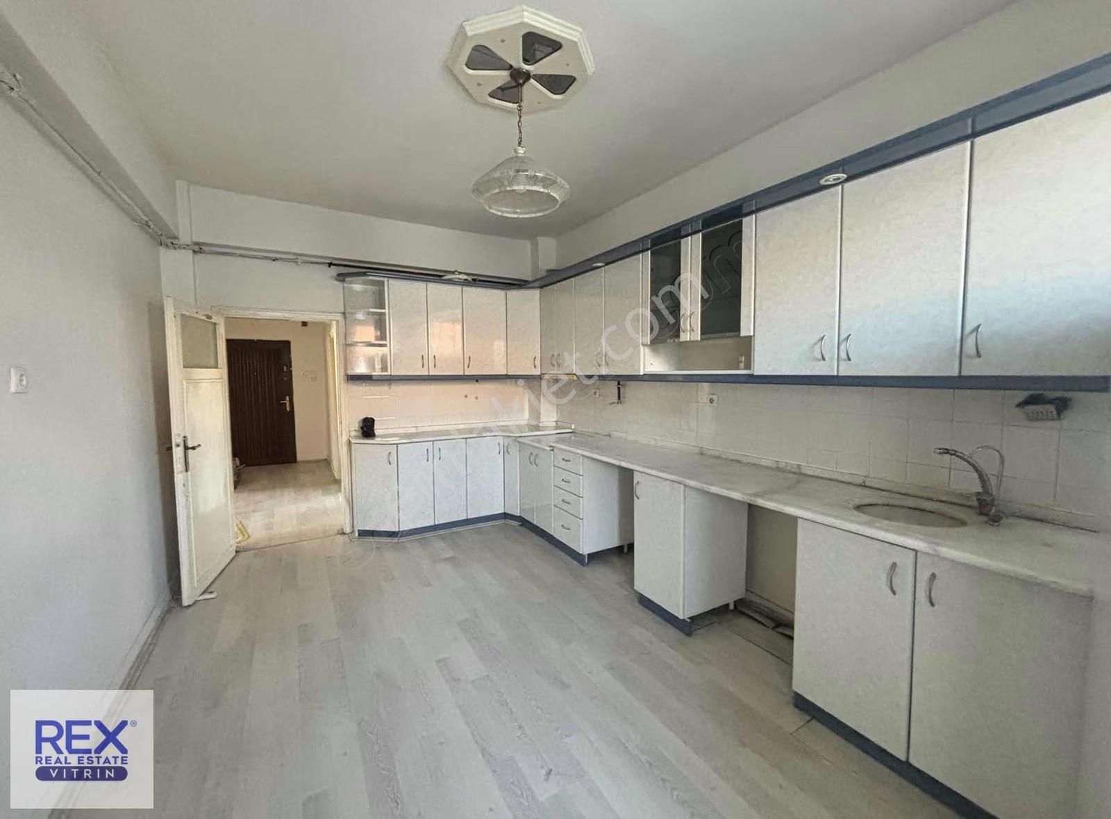 Belsin Keykubatta 175 M2 Genişlikte 3+1 Daire - Görsel 9