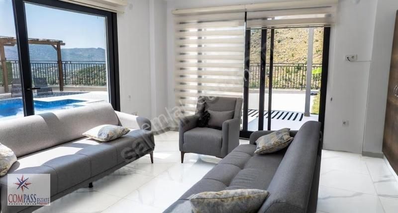 Marmarıs Selımıye'de Satılık Manzaralı Muhteşem Vılla