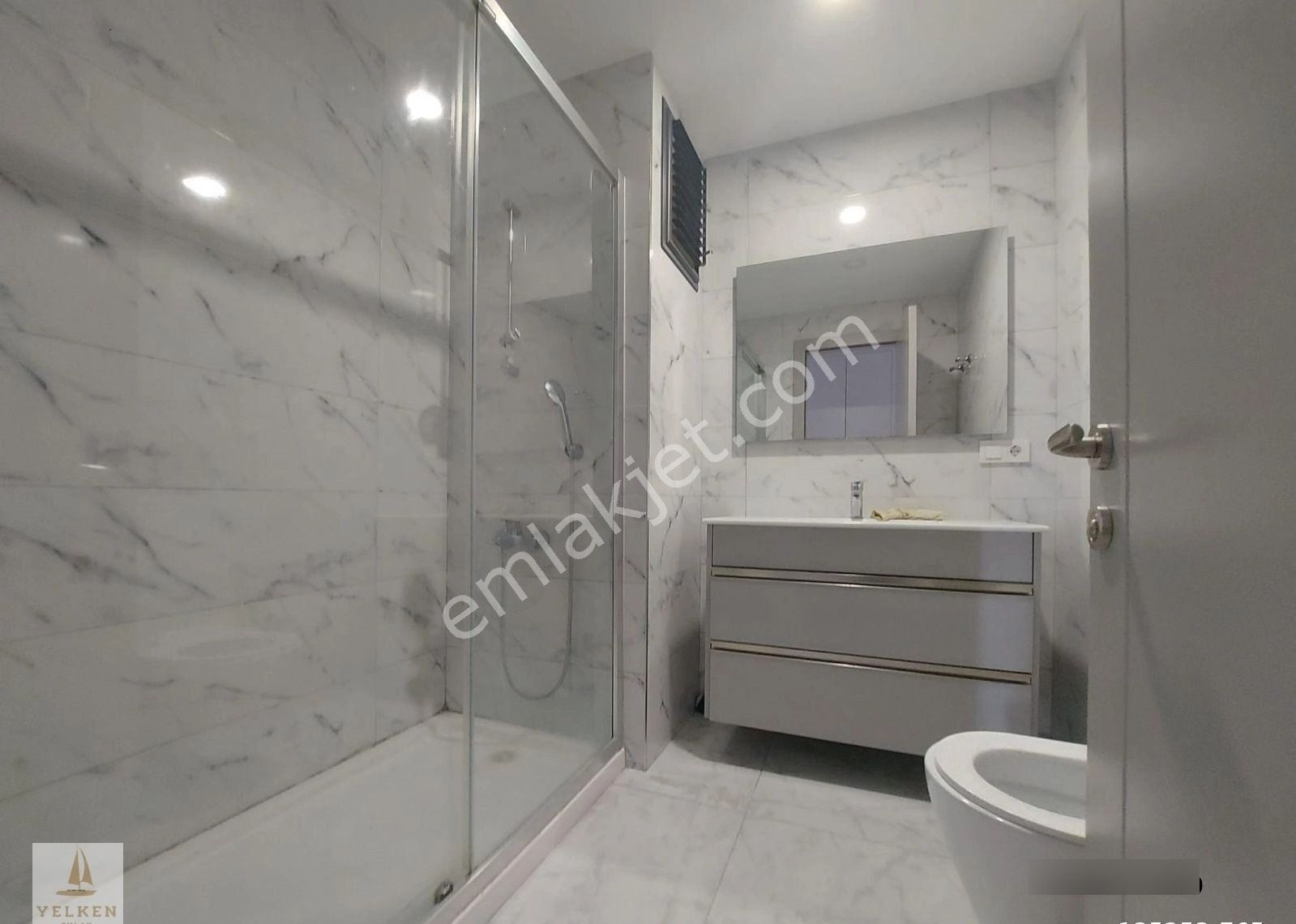 Erenköy'de Minibüs Caddesine Ve Marmaray'a Yakın 140m2 3+1 Balkonlu - Görsel 14