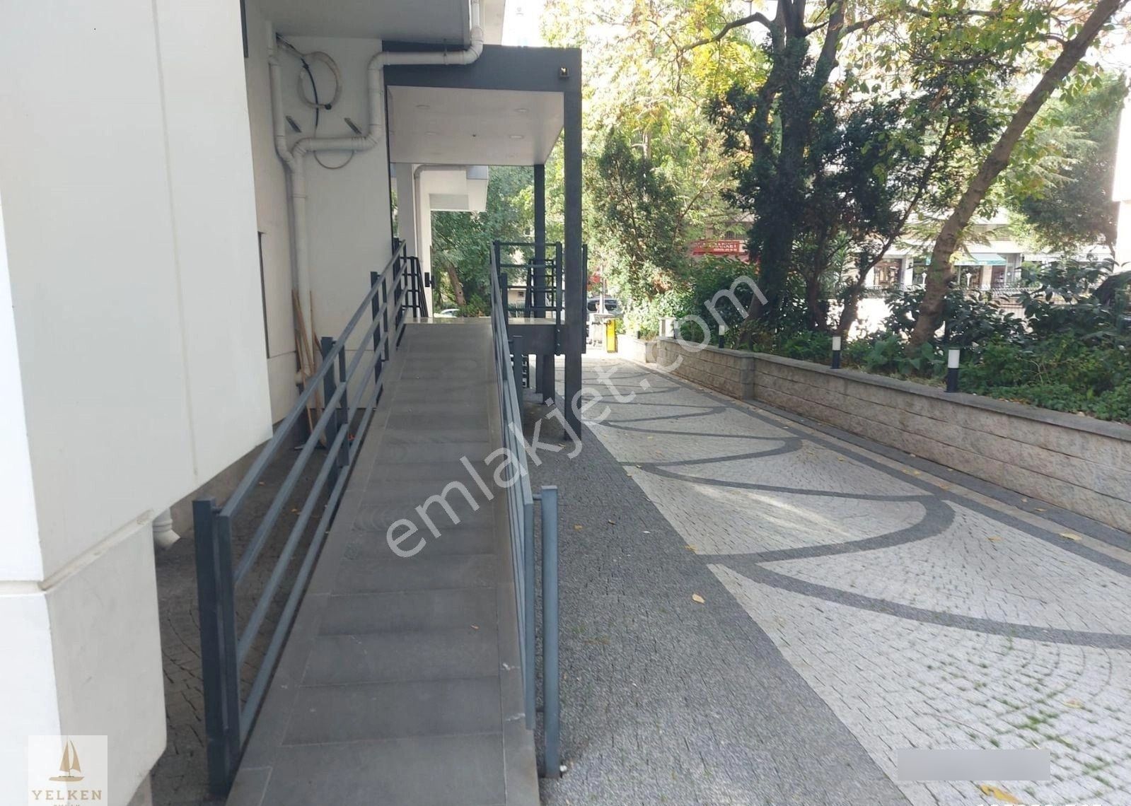 Erenköy'de Minibüs Caddesine Ve Marmaray'a Yakın 140m2 3+1 Balkonlu - Görsel 8