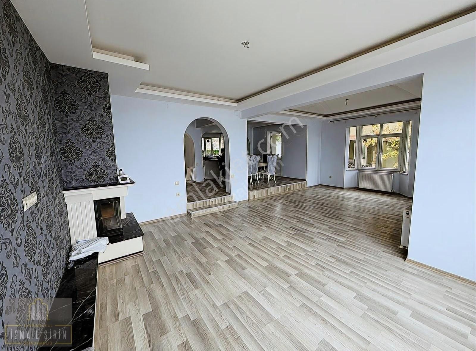 Şirinden Harmankayada Bahçeli Harika Deniz Manzaralı 5+2 Villa - Görsel 3