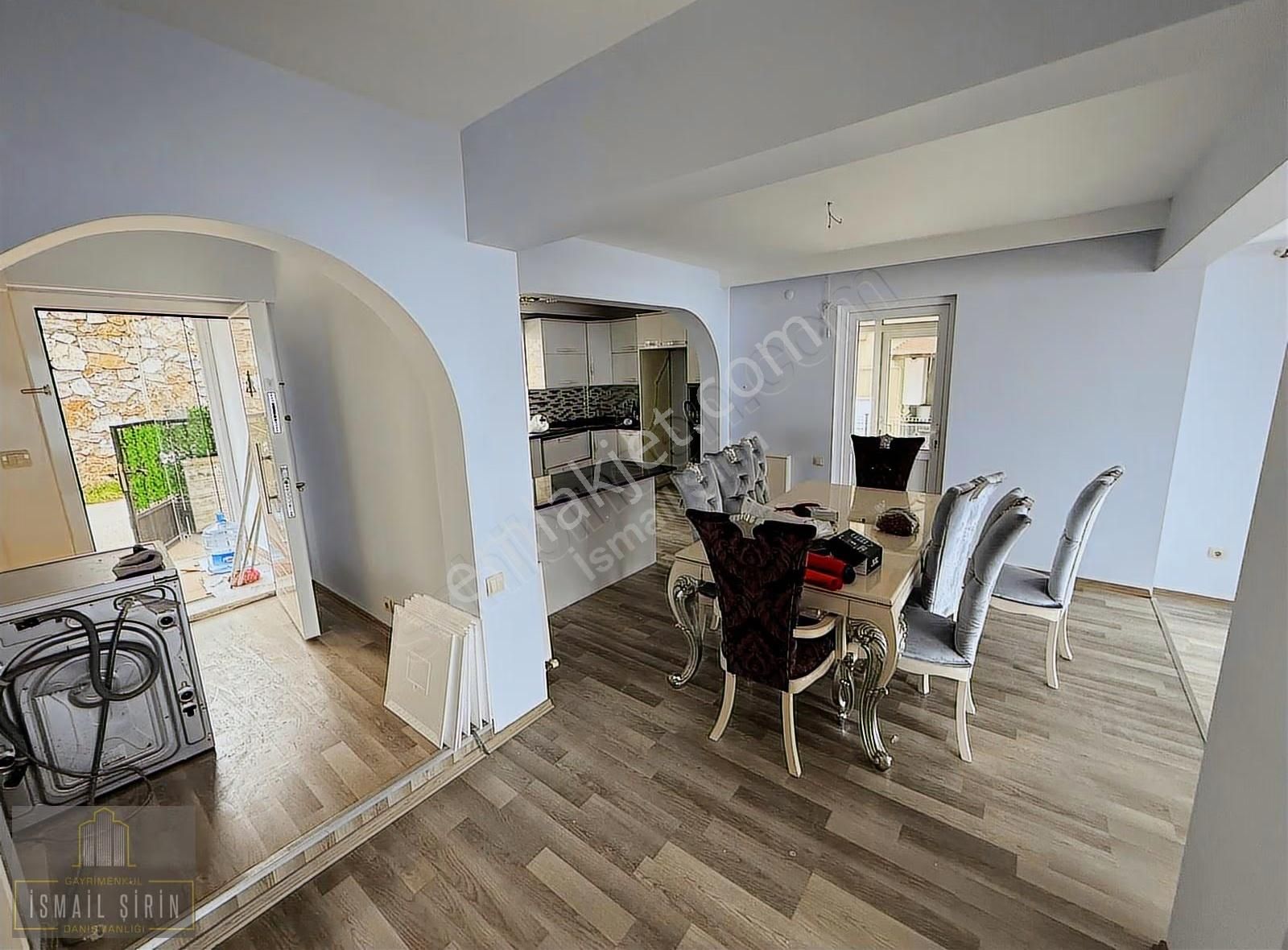 Şirinden Harmankayada Bahçeli Harika Deniz Manzaralı 5+2 Villa - Görsel 8