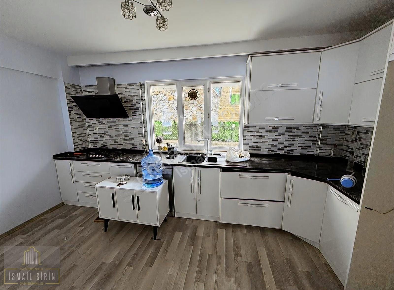 Şirinden Harmankayada Bahçeli Harika Deniz Manzaralı 5+2 Villa - Görsel 34