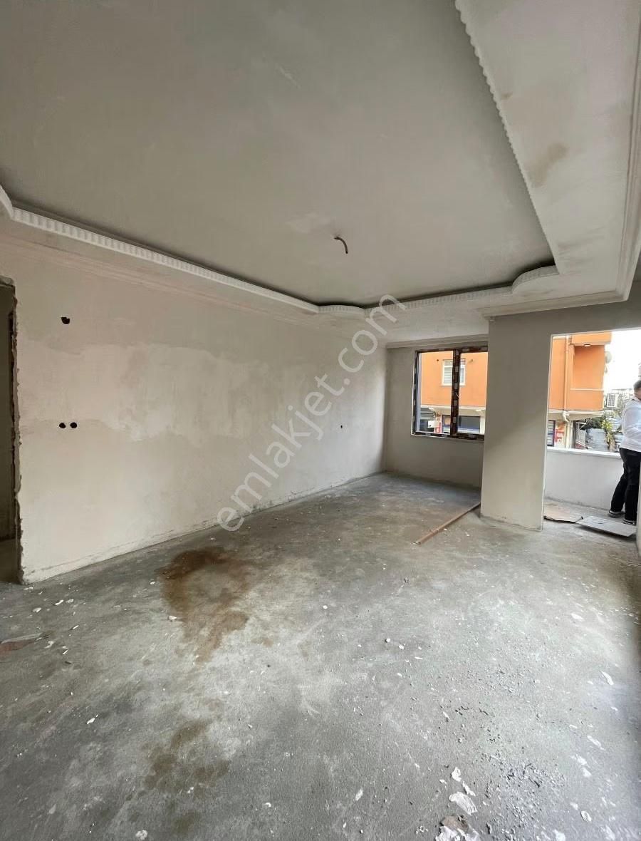 Gazi Mahallesi Ana Caddeye Cephe 2+1 95m² Köşe Başı Çift Balkonl - Görsel 3