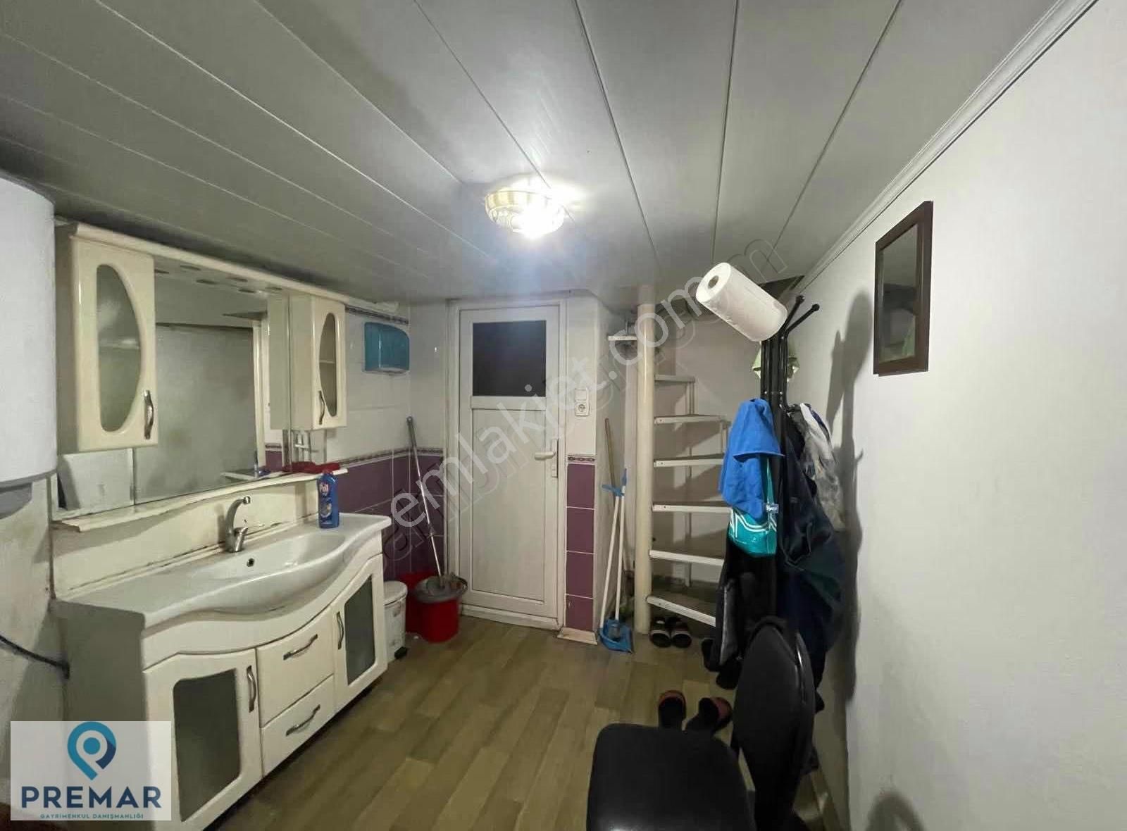 Yenibosna Merkez Mithatpaşa Caddesi Üzeri Kiralık 50 M2 Dükkan - Görsel 10