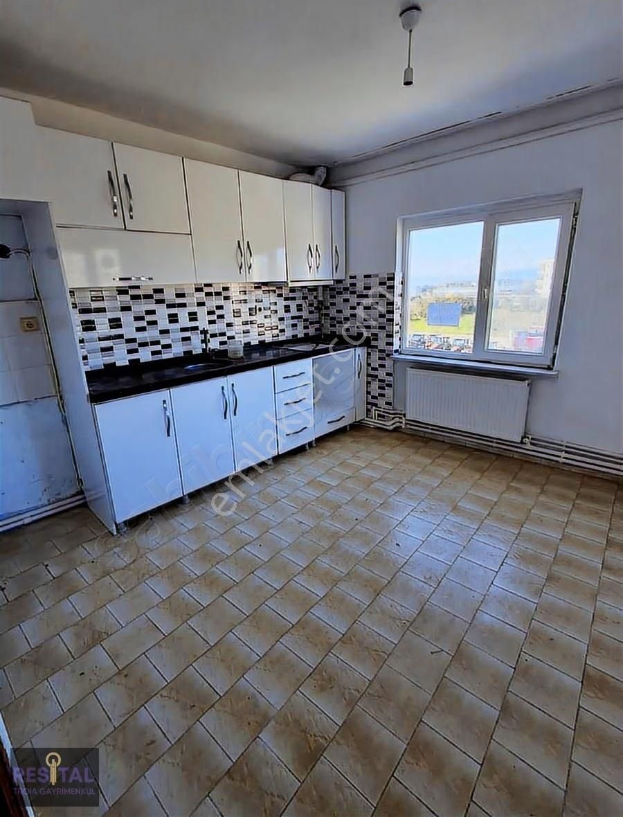 Kepez Kalafatlı Yolunda Bahçeli 2.katı Kiralık Daire - Görsel 6