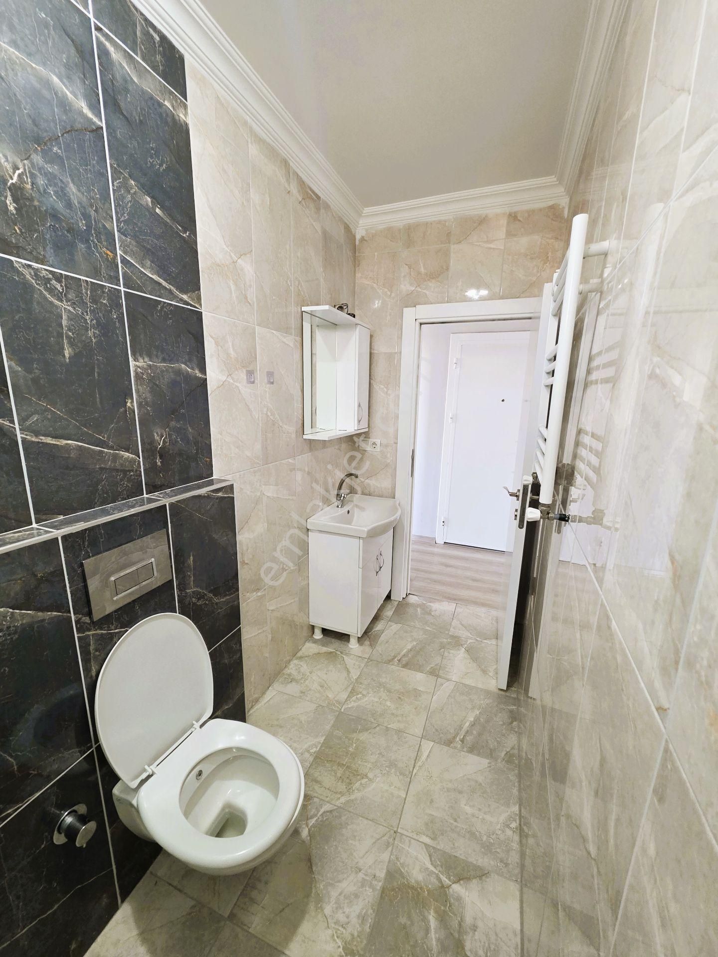 Doğan Emlak 'tan Ana Cadde Üzeri Kiralık 2+1 Arakat Daire - Görsel 27