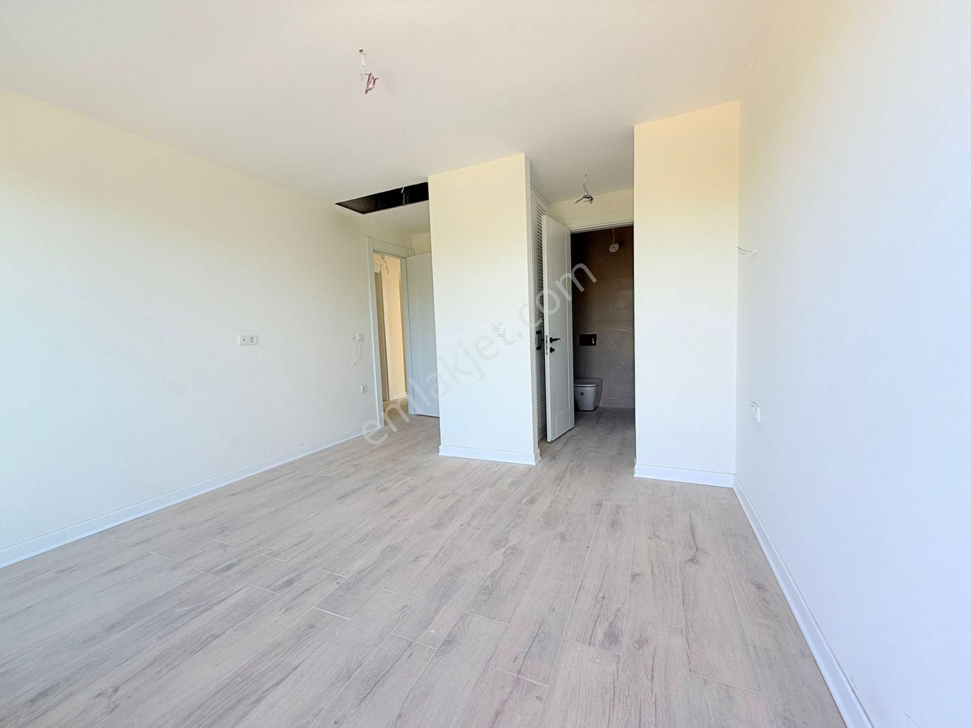 Denıze Ve Avm'ye Yakın-güvenlik-özel Havuz/otopark-bahçe-lüx-modern-tamamı Müstakil - Görsel 33