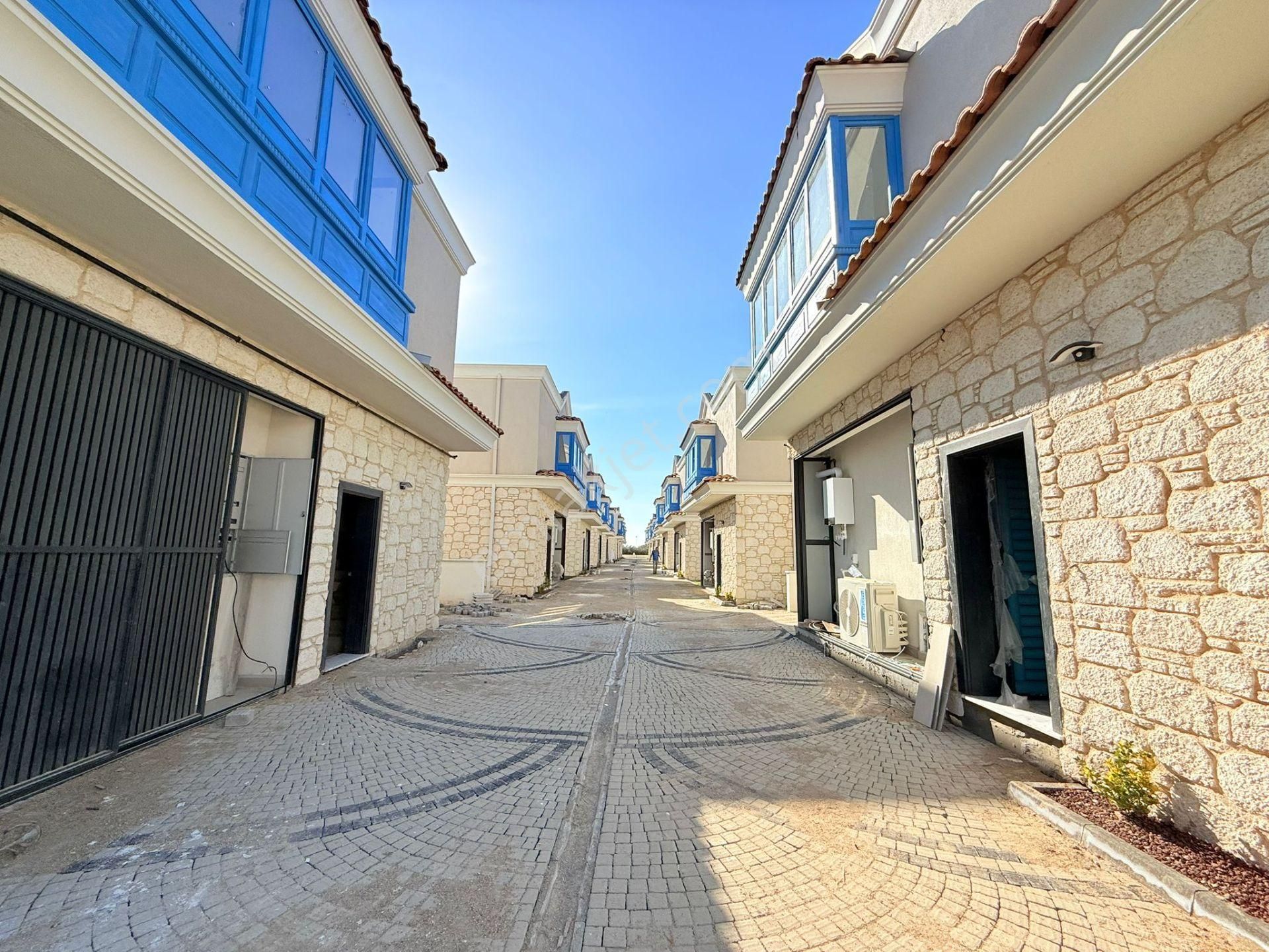 Denıze Ve Avm'ye Yakın-güvenlik-özel Havuz/otopark-bahçe-lüx-modern-tamamı Müstakil - Görsel 8