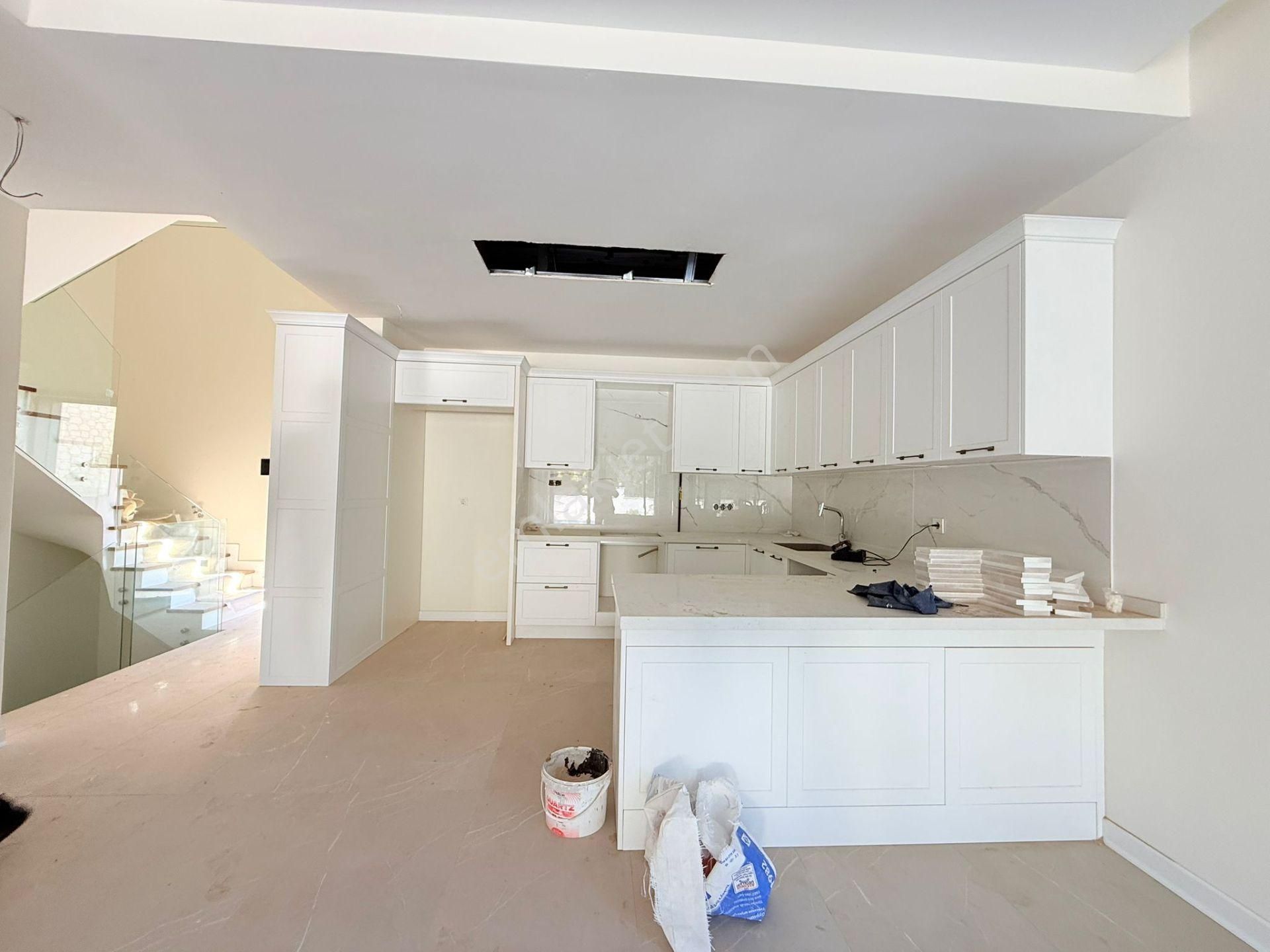 Denıze Ve Avm'ye Yakın-güvenlik-özel Havuz/otopark-bahçe-lüx-modern-tamamı Müstakil - Görsel 15