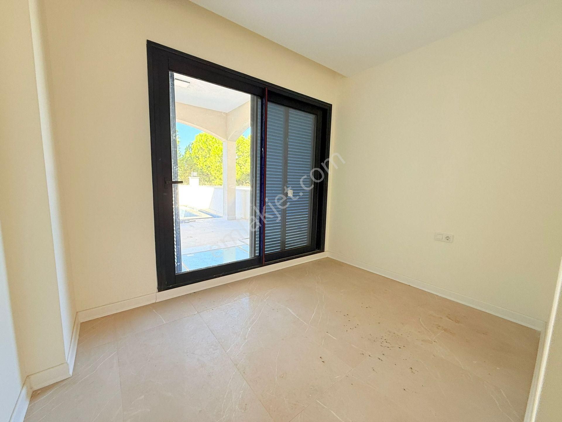 Denıze Ve Avm'ye Yakın-güvenlik-özel Havuz/otopark-bahçe-lüx-modern-tamamı Müstakil - Görsel 16