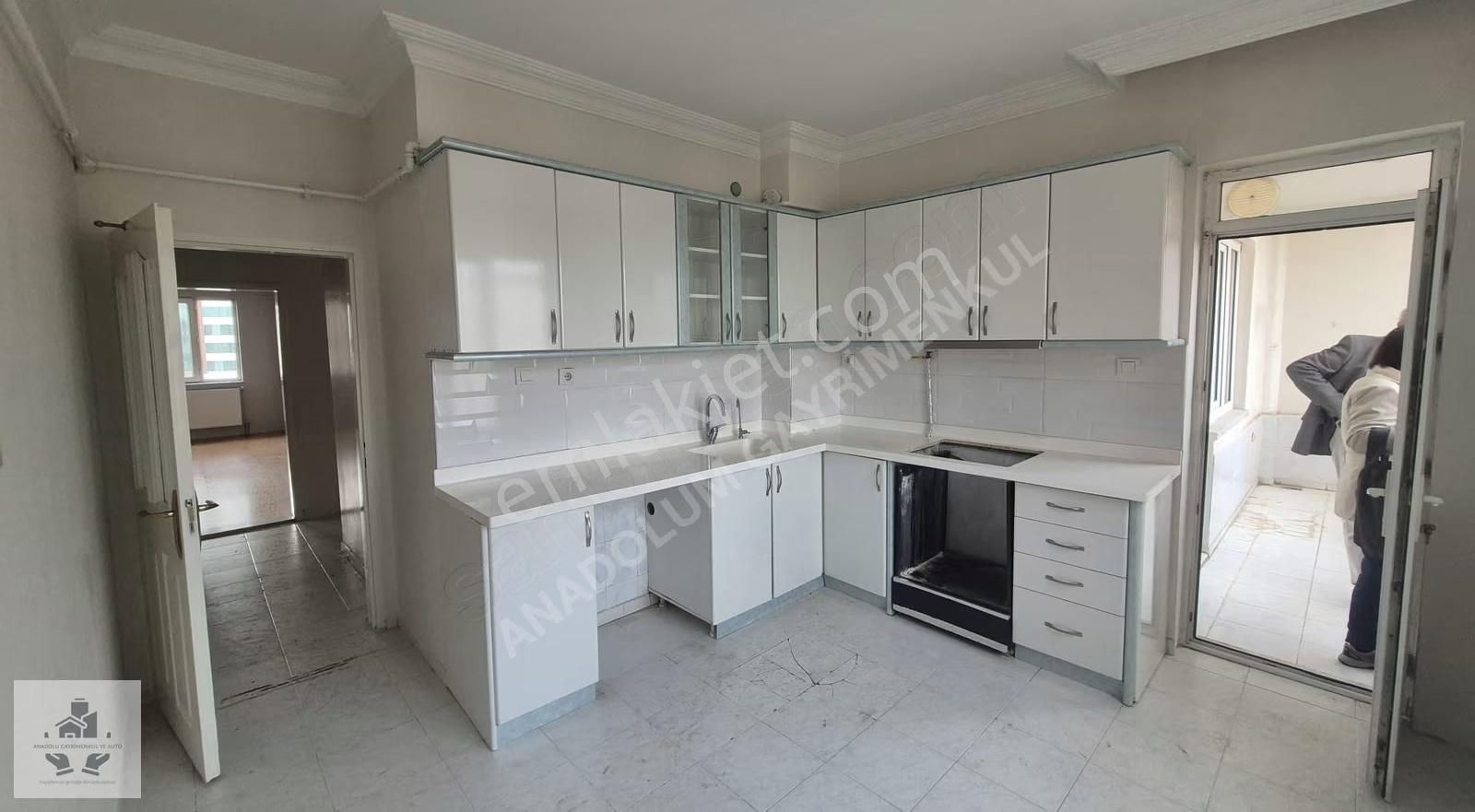 Anadolumdam Karataş Tramvaya Sıfır Site İçi 3+1 Satılık Daire - Görsel 5