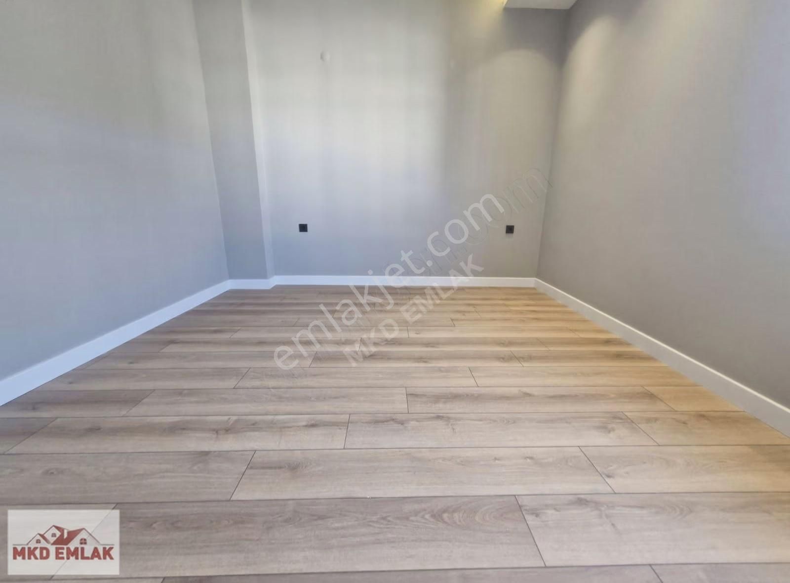 Bostanlı Da Asansörlü Otoparklı Full Tadilatlı Köşe Mkd Emlak - Görsel 21