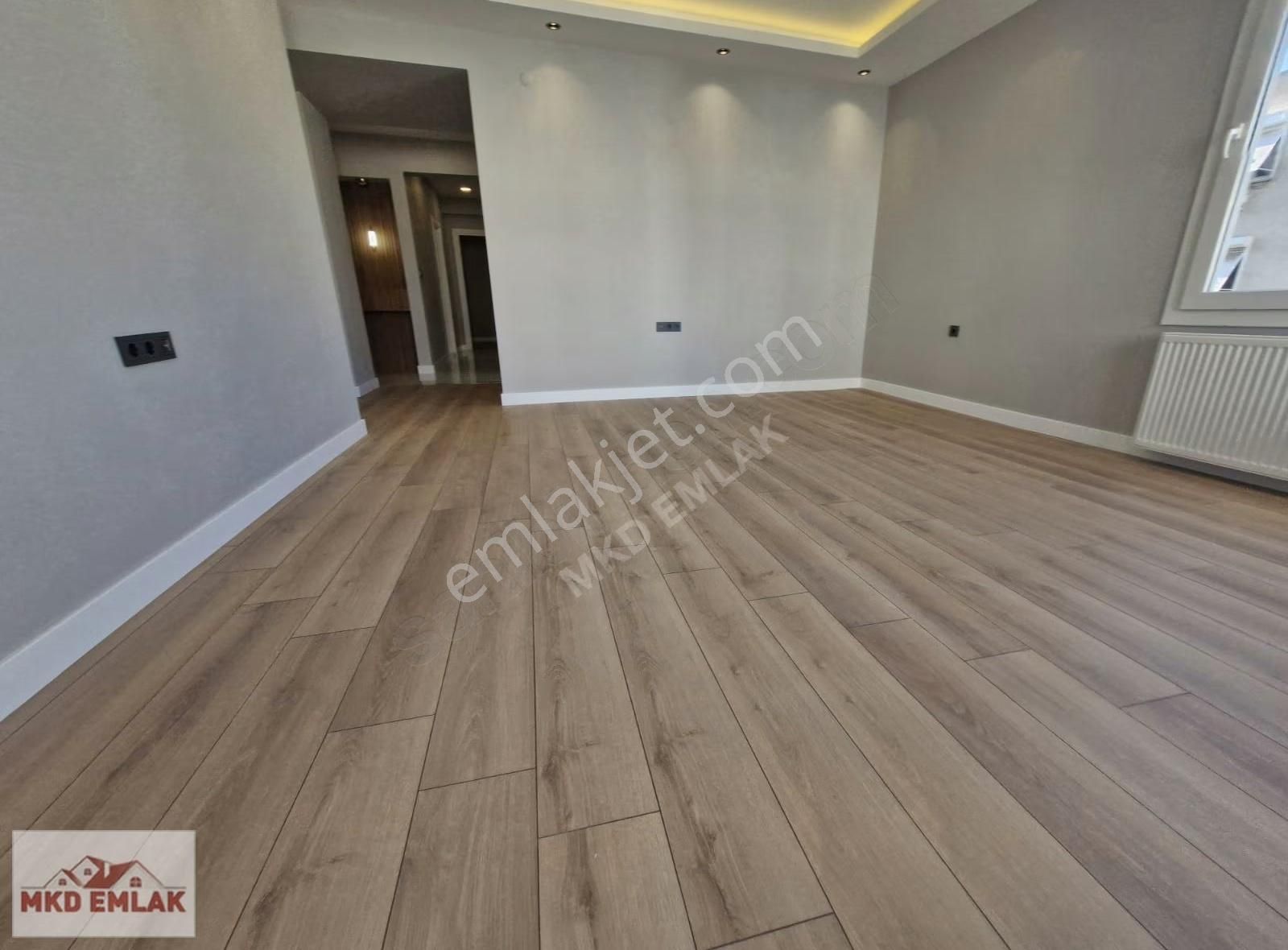 Bostanlı Da Asansörlü Otoparklı Full Tadilatlı Köşe Mkd Emlak - Görsel 14