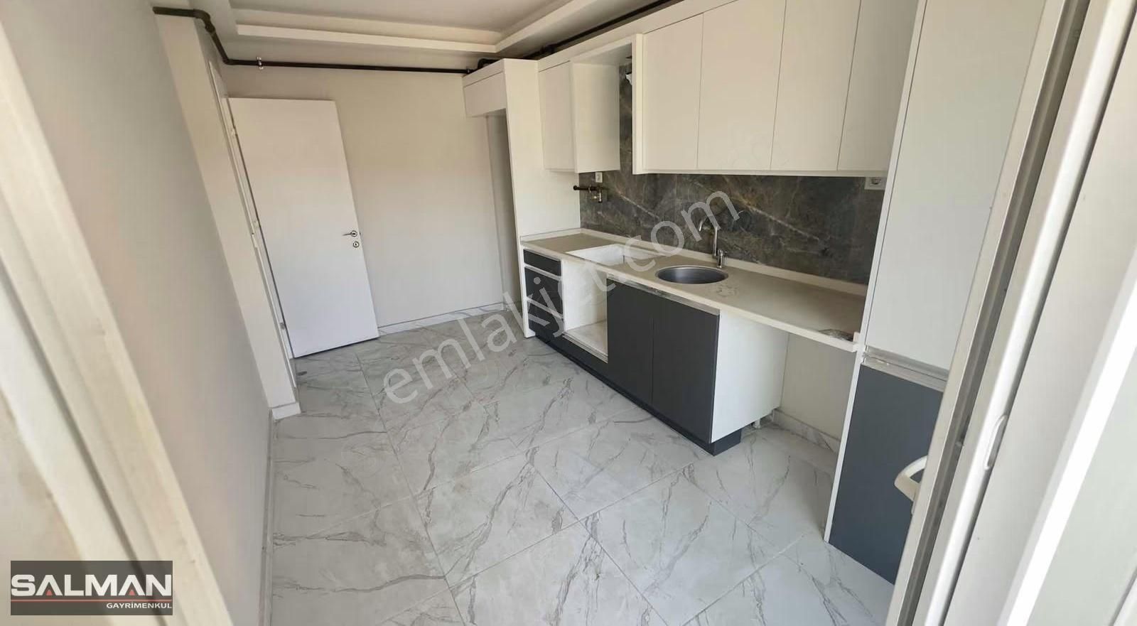 Salman'dan Bayraklı Emek Mah Satılık 3+1 Sıfır Daire - Görsel 13