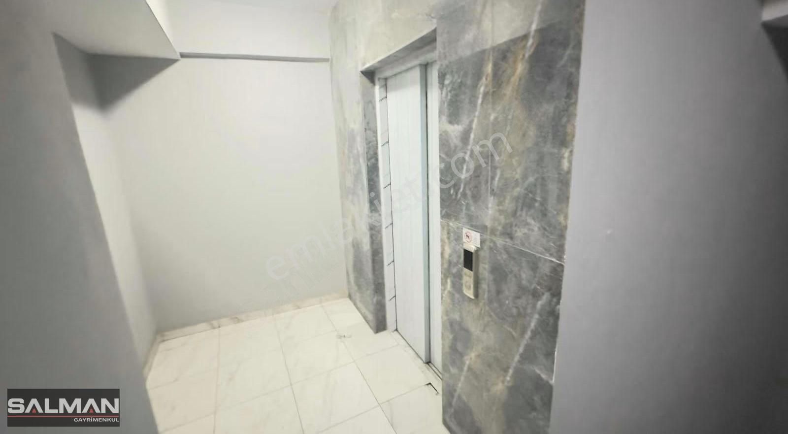 Salman'dan Bayraklı Emek Mah Satılık 3+1 Sıfır Daire - Görsel 17