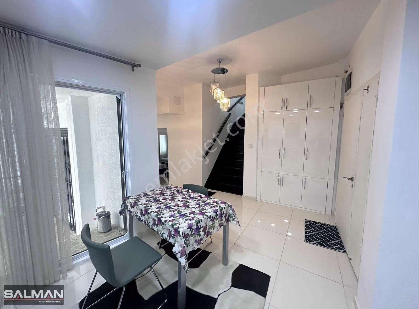 Bornova Yakaköy'de 759 M² Arsa İçinde Satılık 3+1 Dubleks Villa - Görsel 21