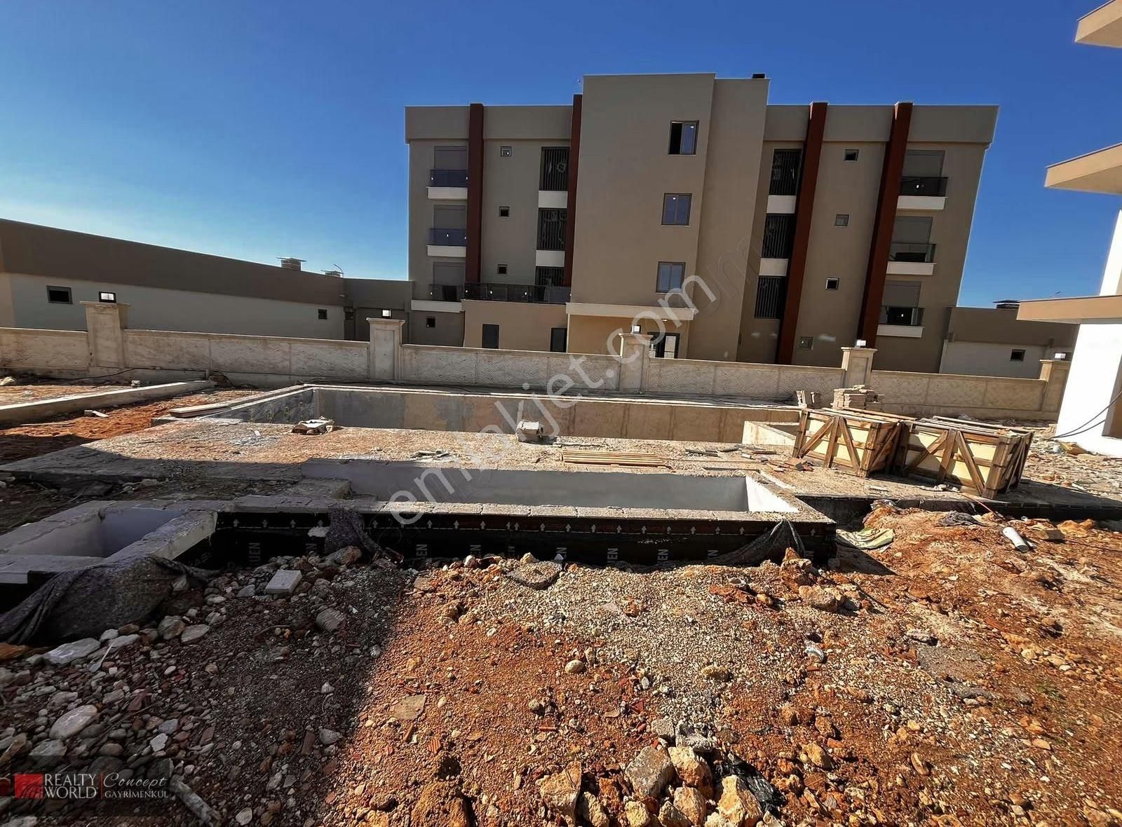 Altıntaş Mah. 1+1, 1. Katta Satılık Daire...