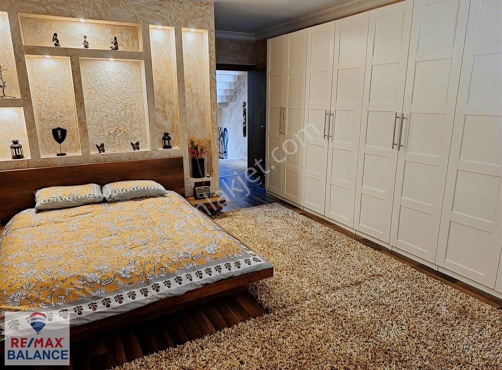 Çamlık Villa Bölgesinde İçi Zevkle Tasarlanmış Satılık 6+2 Villa - Görsel 26