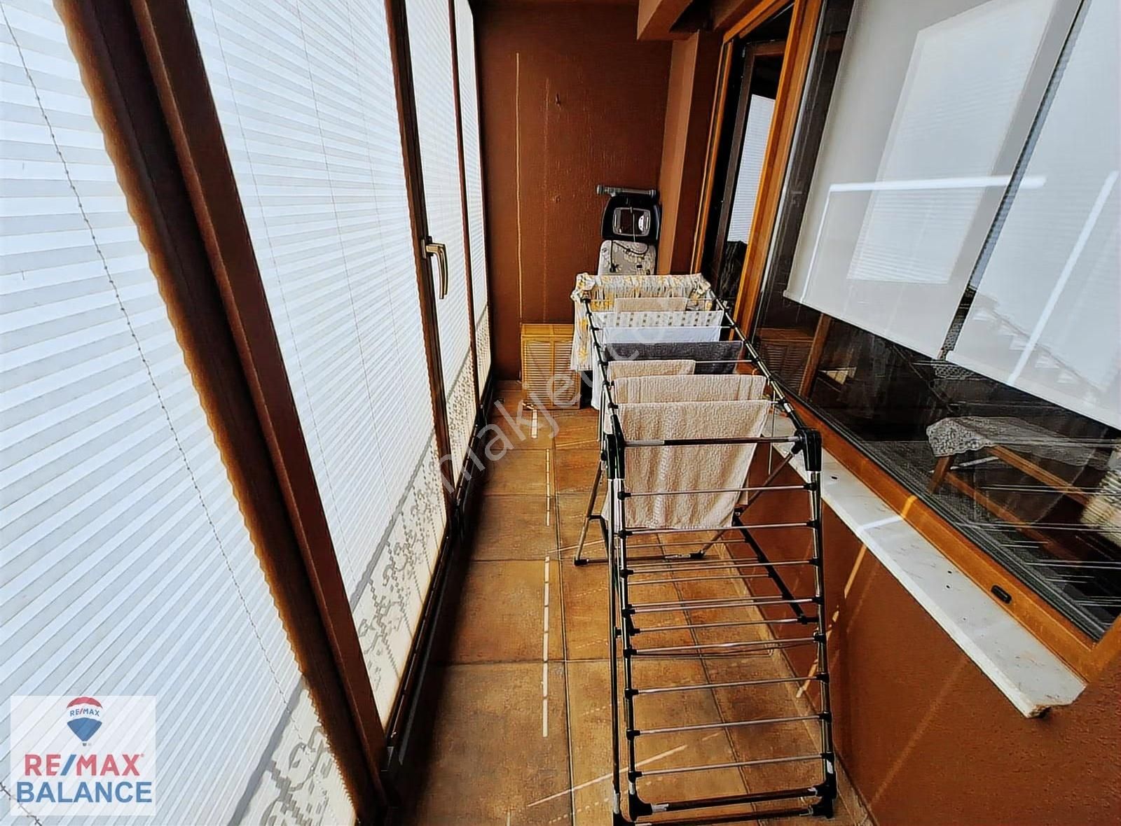 Çamlık Villa Bölgesinde İçi Zevkle Tasarlanmış Satılık 6+2 Villa - Görsel 16