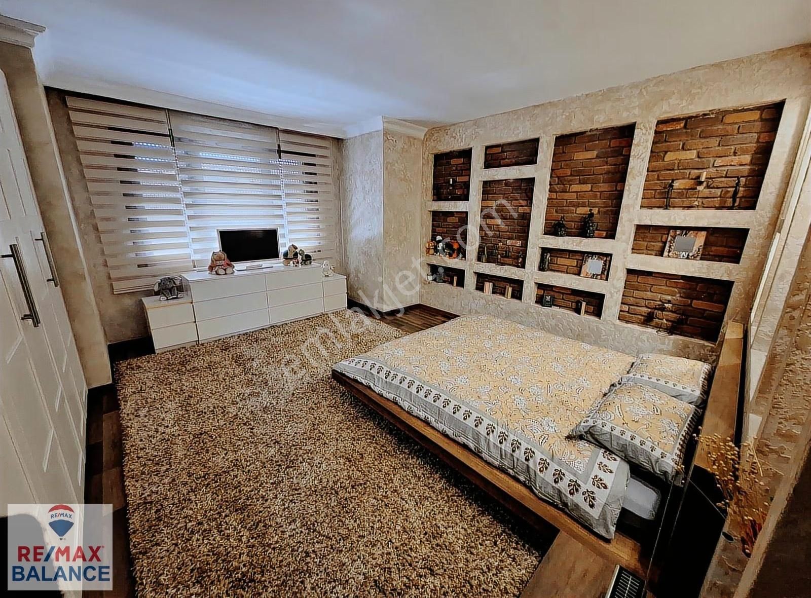 Çamlık Villa Bölgesinde İçi Zevkle Tasarlanmış Satılık 6+2 Villa - Görsel 20