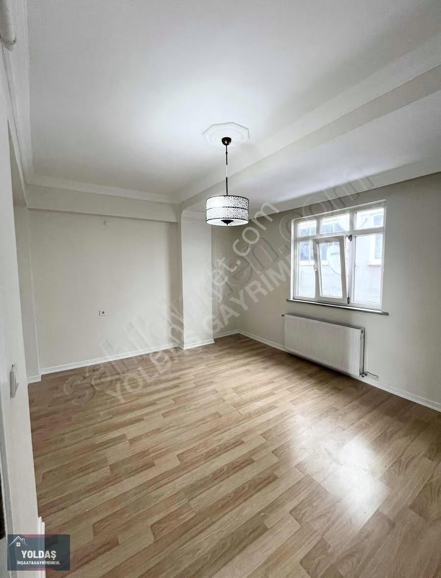 Yoldaş İnş Satılık 4+2 220 M2 Çatısı Yüksek Dublex Daire - Görsel 28