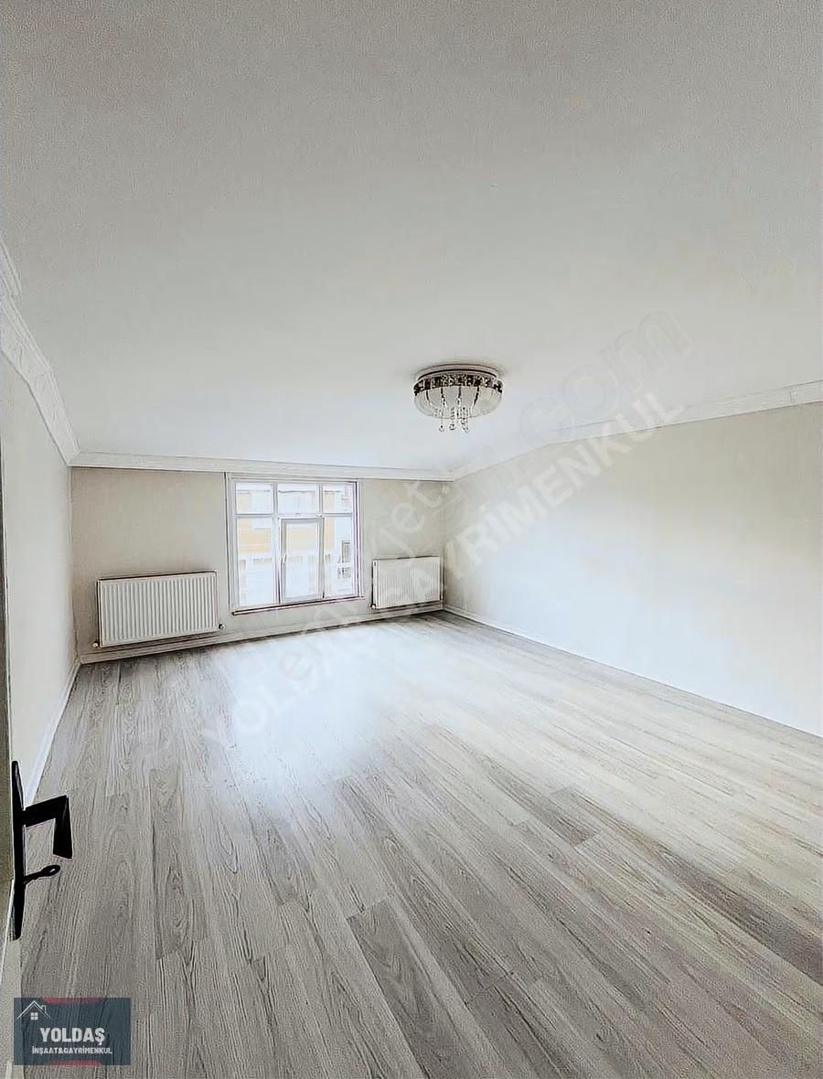 Yoldaş İnş Satılık 4+2 220 M2 Çatısı Yüksek Dublex Daire - Görsel 20