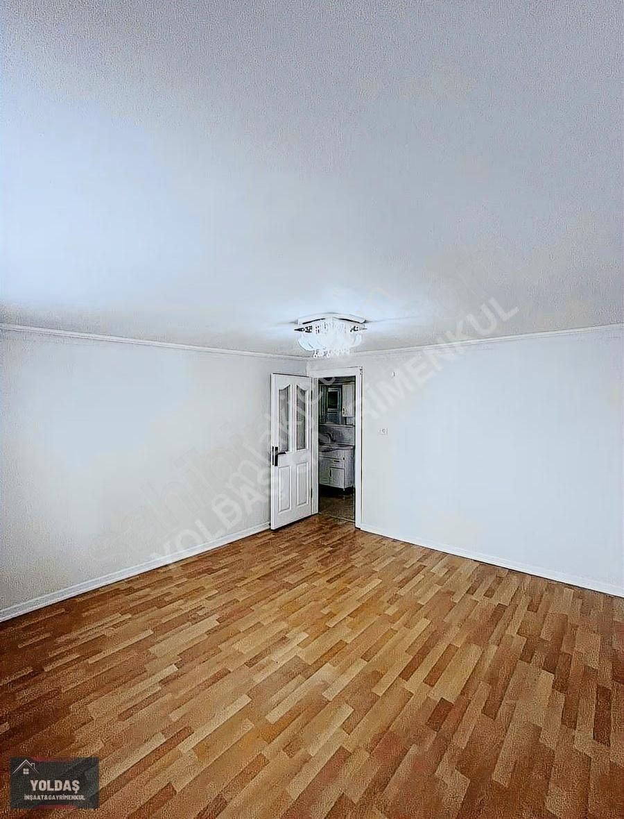 Yoldaş İnş Satılık 4+2 220 M2 Çatısı Yüksek Dublex Daire - Görsel 25