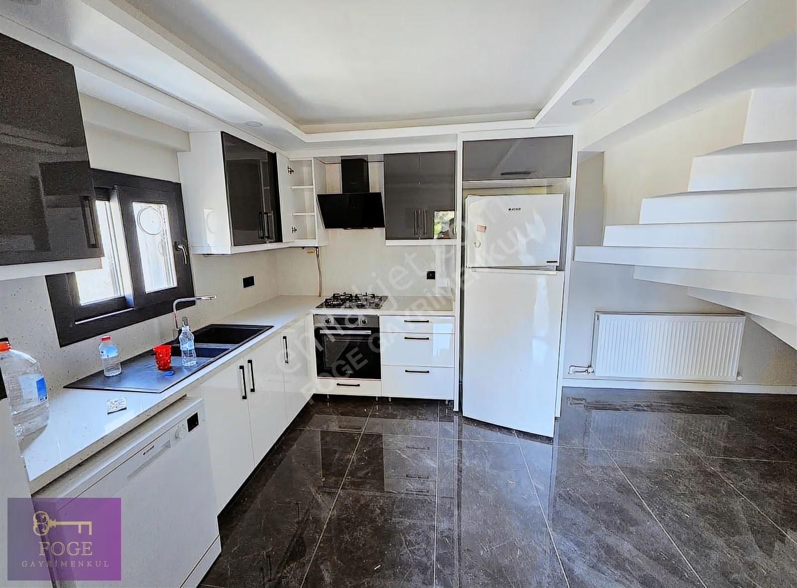 Yenifoça Burunucu'nda Müstakil Bahçeli 3+1 Satılık Dubleks - Görsel 14