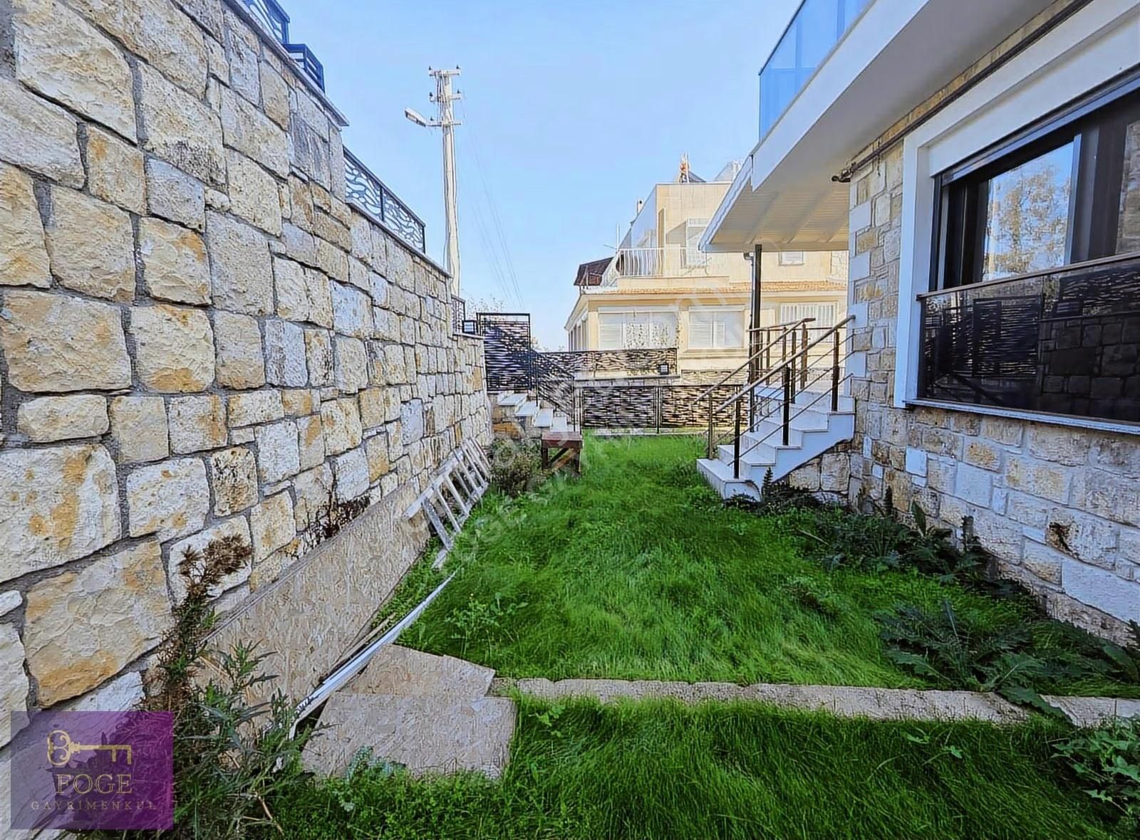 Yenifoça Burunucu'nda Müstakil Bahçeli 3+1 Satılık Dubleks - Görsel 7