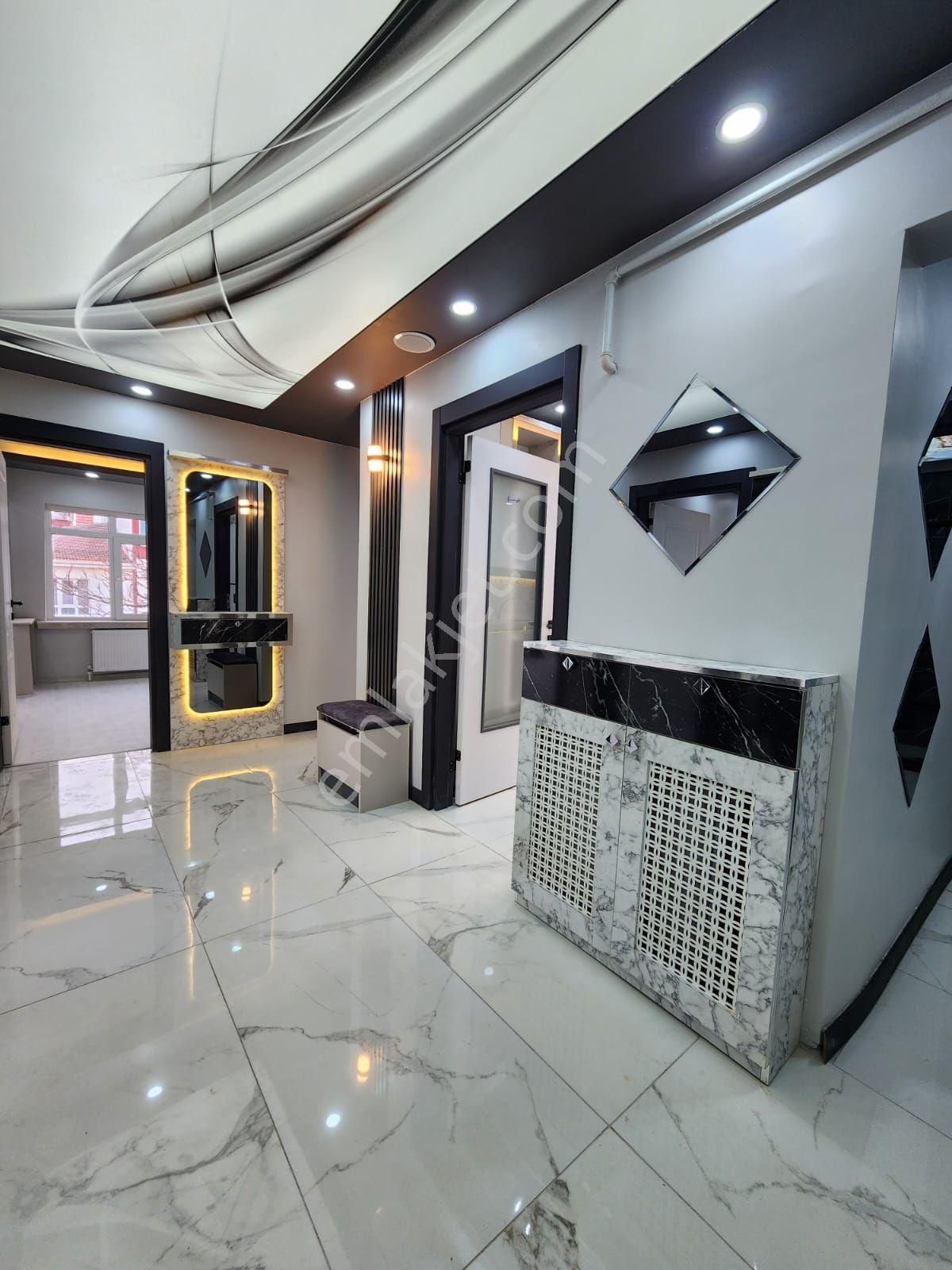 Sincan Tndoganda Yapılı Kupn Arakat 3+1