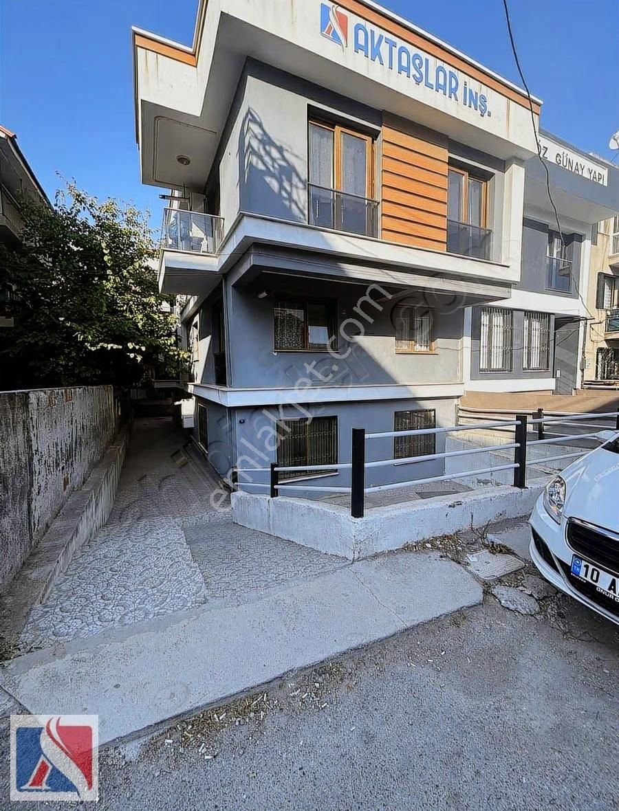 Buca Adatepe Mahallesi Dokuz Eylül Üniversitesine Yürüme