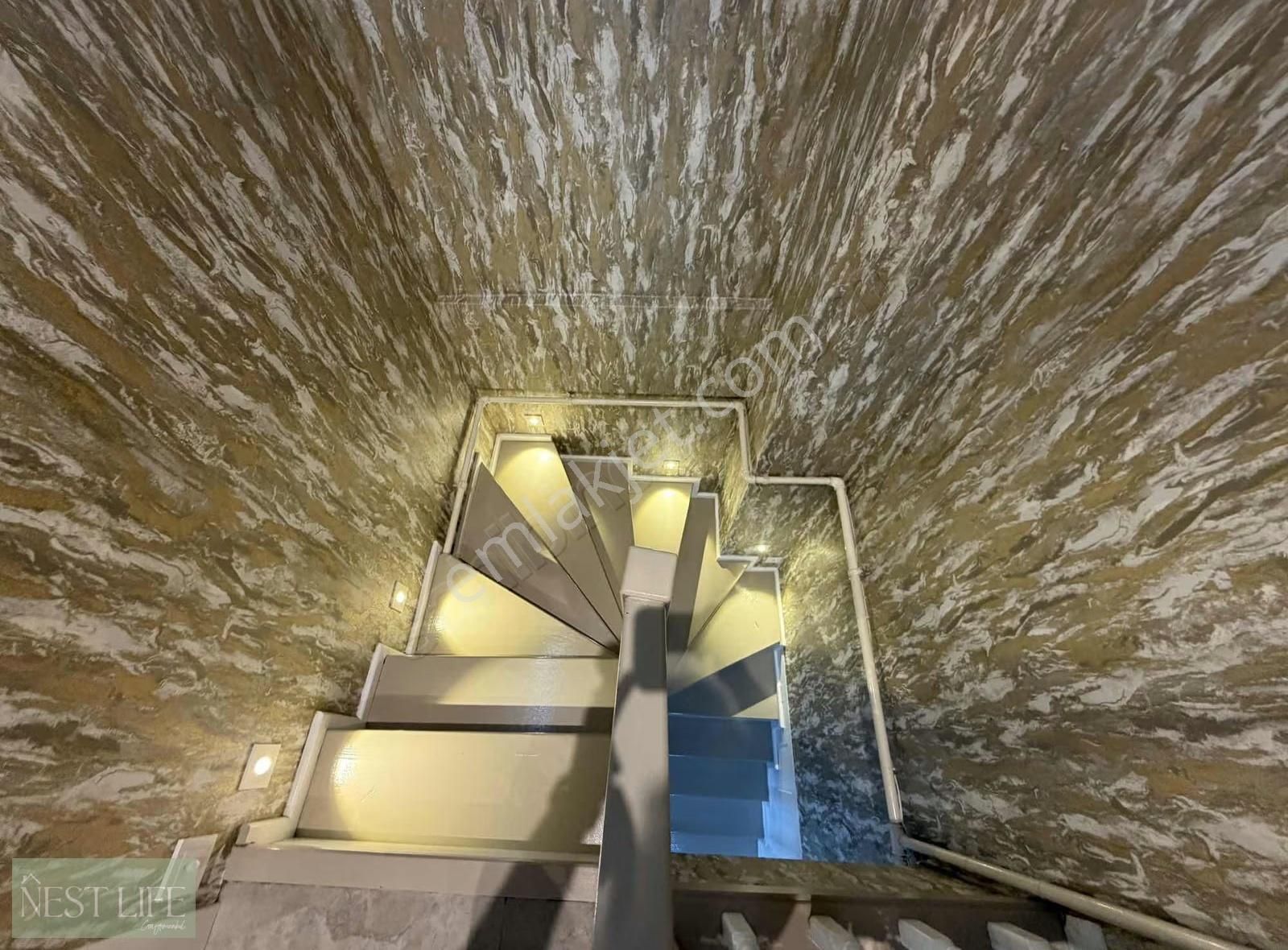 Alemdağda Lüx Dubleks: Orman Manzaralı, Teraslı, Barbekülü - Görsel 28