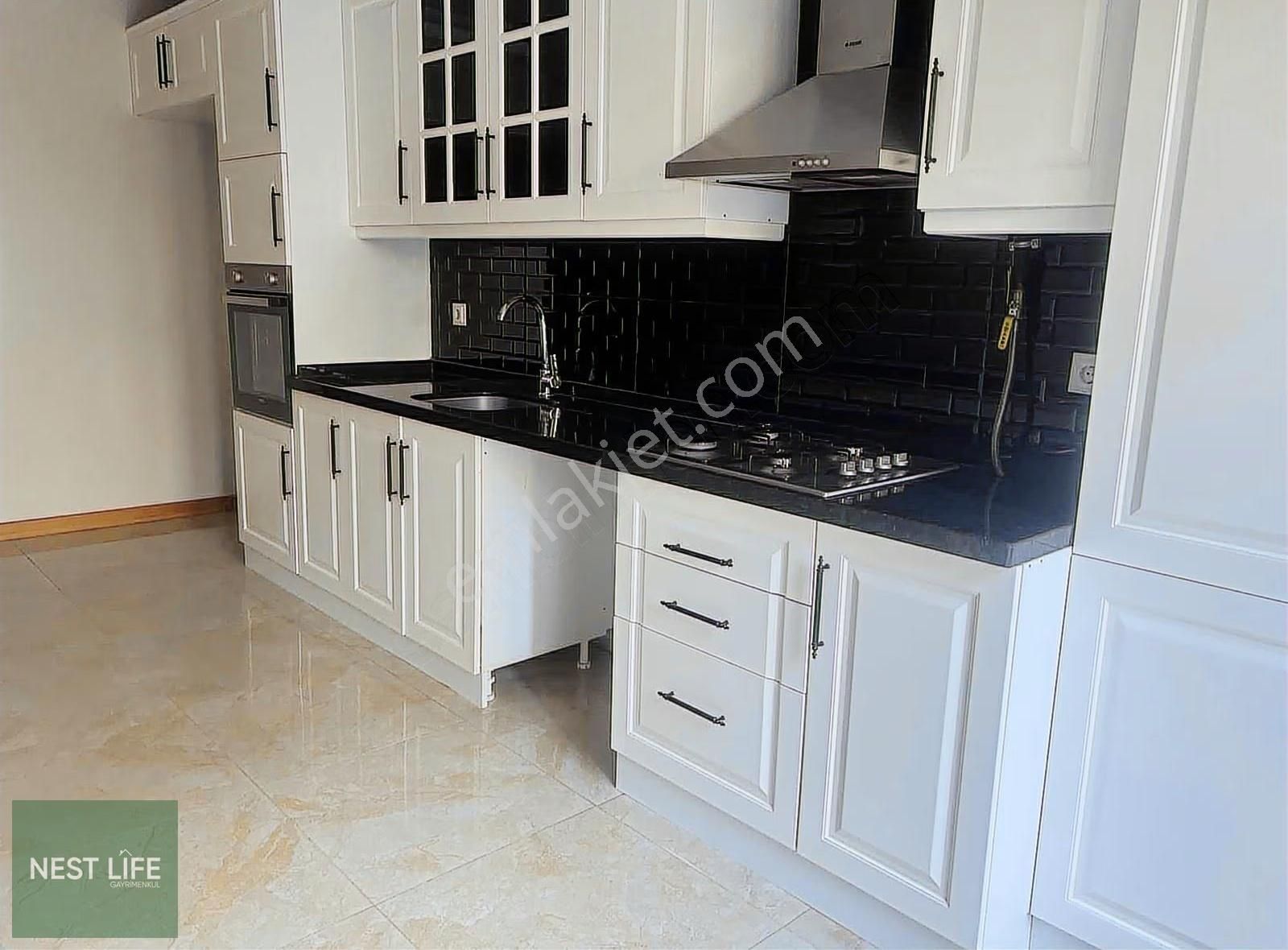 Beylikdüzü Kavaklı Mah. Mehmet Palut Apt. 2+1 Kiralık Daire - Görsel 12