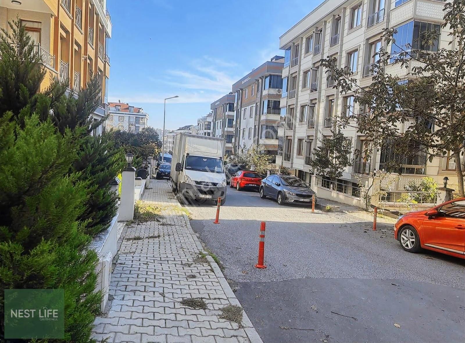 Beylikdüzü Kavaklı Mah. Mehmet Palut Apt. 2+1 Kiralık Daire - Görsel 18