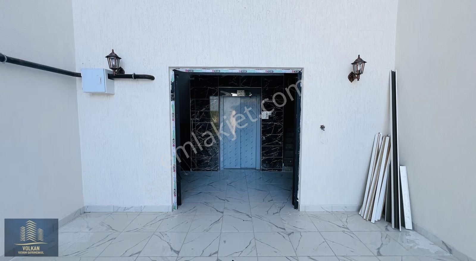 Oturum Başladı, Site İçi 4+1 Sıfır Daire (takasa Açıktır) - Görsel 19