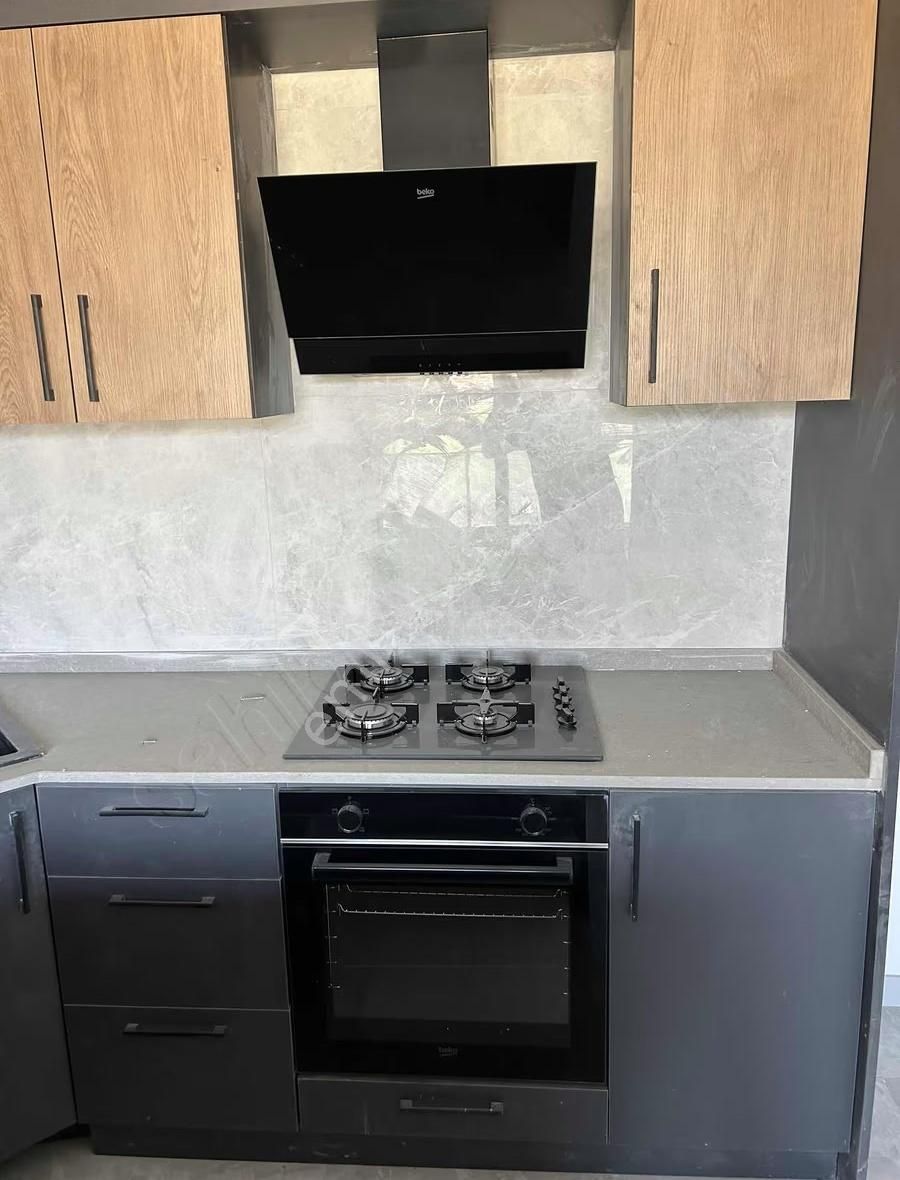 Gizem'li Emlaktan Merkezde Lüks 2+1 Kiralık Daire - Görsel 3