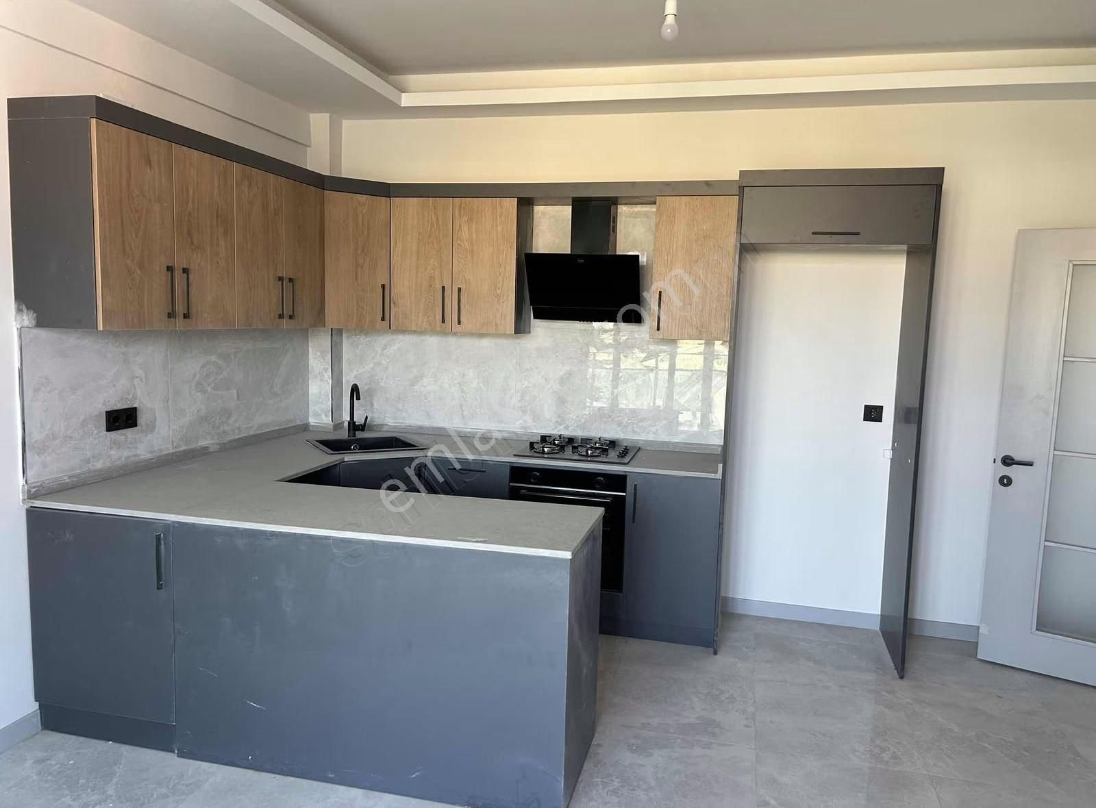 Gizem'li Emlaktan Merkezde Lüks 2+1 Kiralık Daire - Görsel 19