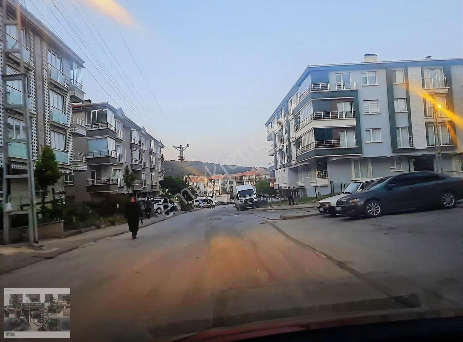 Karapürçek Salı Pazarına Yakın 25 Metre Full Dükkan - Görsel 25