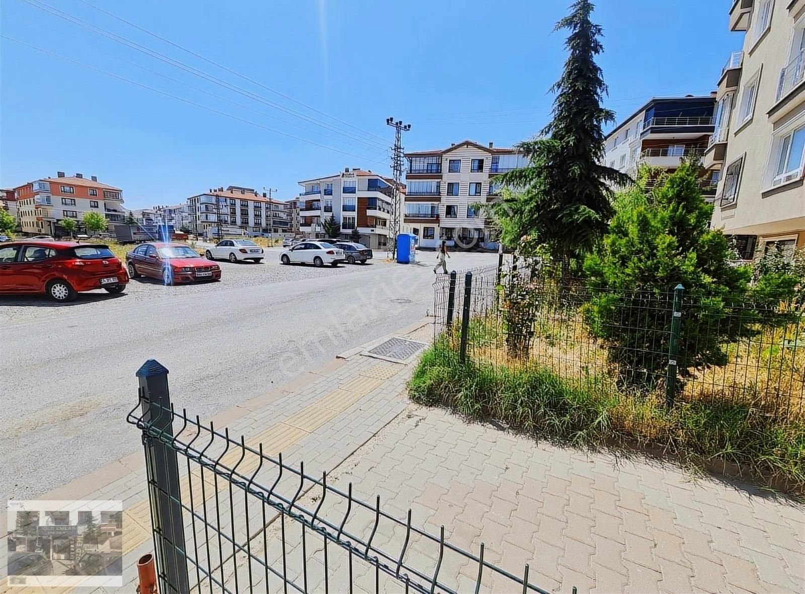 Karapürçek Salı Pazarına Yakın 25 Metre Full Dükkan - Görsel 3