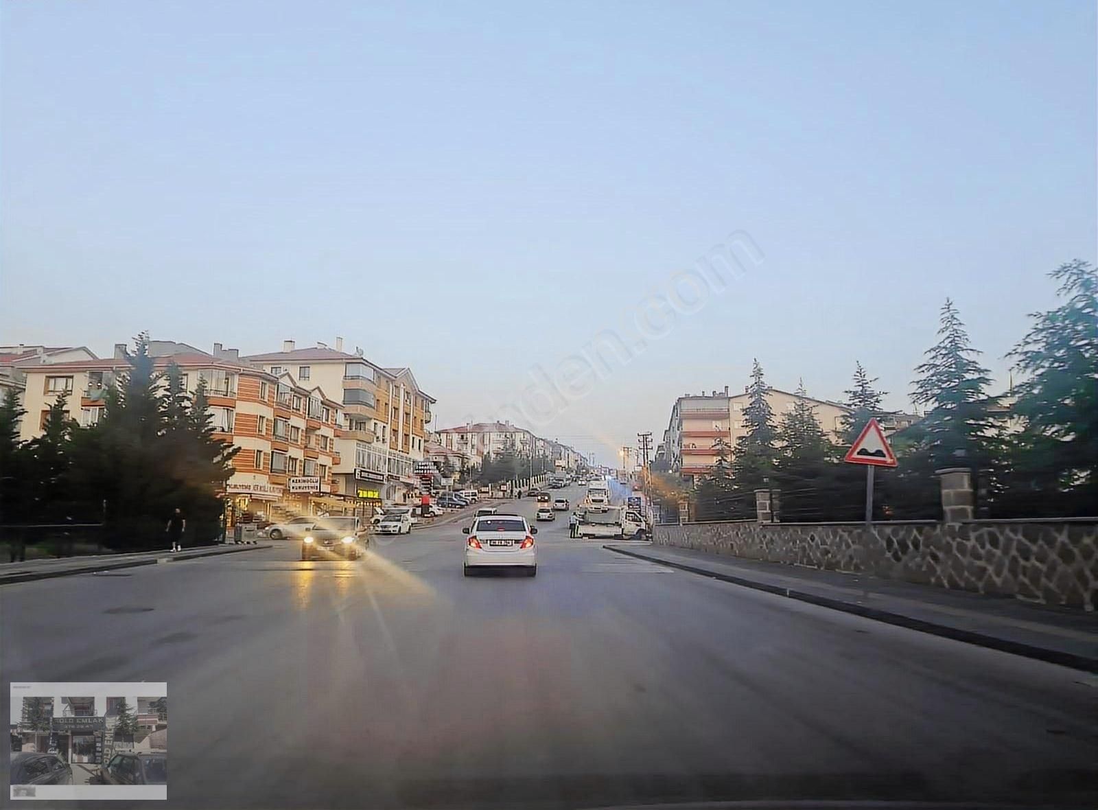 Karapürçek Salı Pazarına Yakın 25 Metre Full Dükkan - Görsel 22