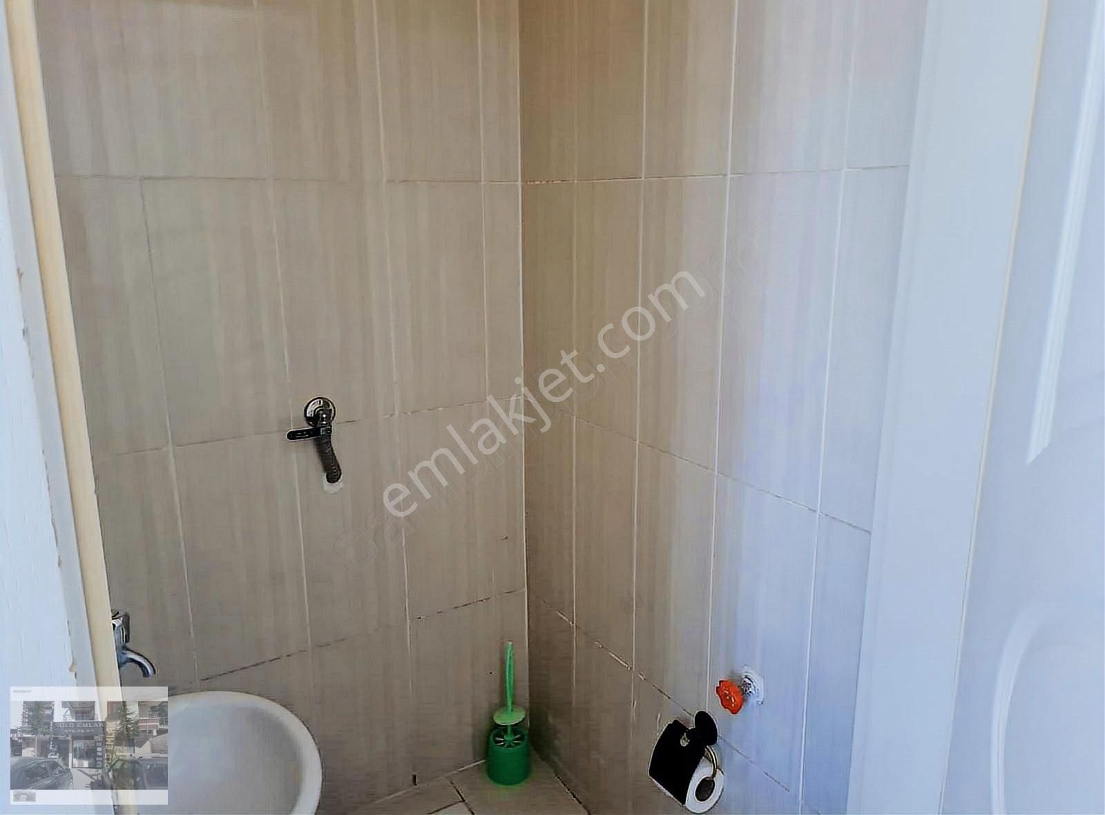 Karapürçek Salı Pazarına Yakın 25 Metre Full Dükkan - Görsel 21